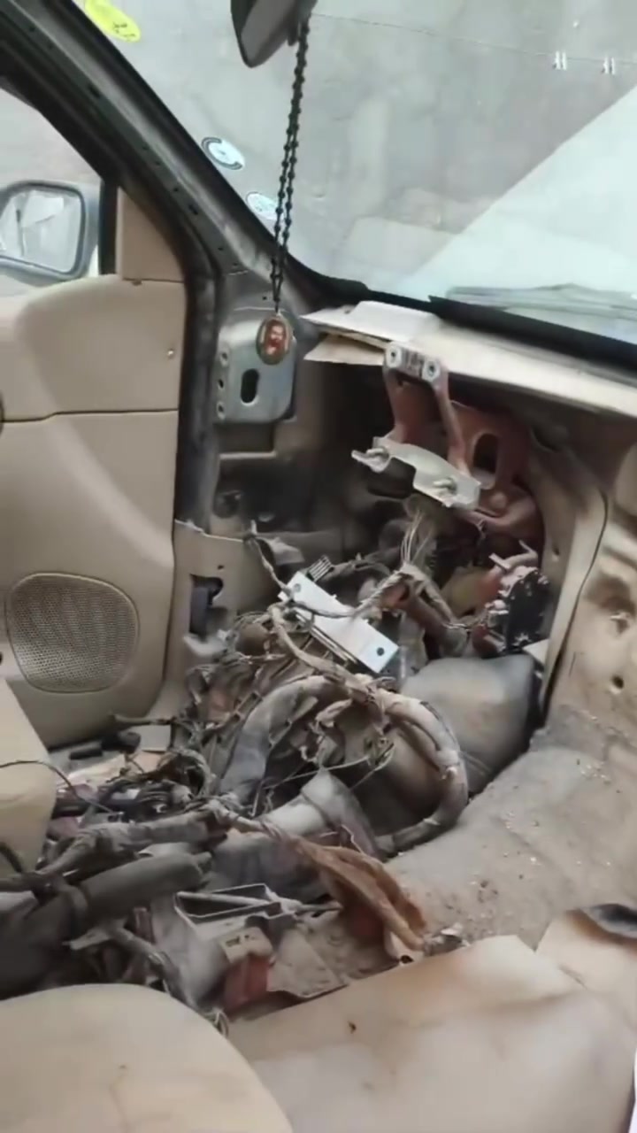 لصيانه جميع  سيارات البلايزر
فتح دشبول 

تبديل فريز 

تنظيف فريز 

ترتيب ضفيره الدشبول 

***********

***********
