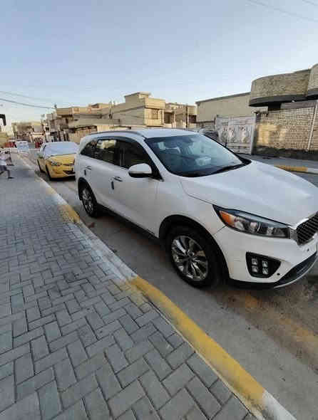 سورنتو 2017 وارد أمريكي رقم بغداد بآسمي  الضرر تبديل بنيد +دعامية بدون دواخل للاستفسار الاتصال ب ***********
