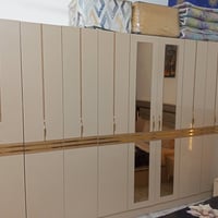 ( للبيع ) غرفة نوم تركي  ( 11 قطعة ) 1 - جرباية   ملحقات الجرباية اليم...