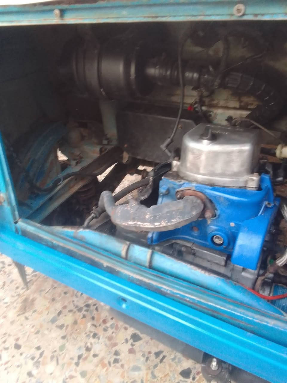 سلام عليكم تكتك موديل 17للبيع كاملة مكينة 20 السعر 2.900 وبيهه مجال مكان بغداد الزعفرانية  ***********
