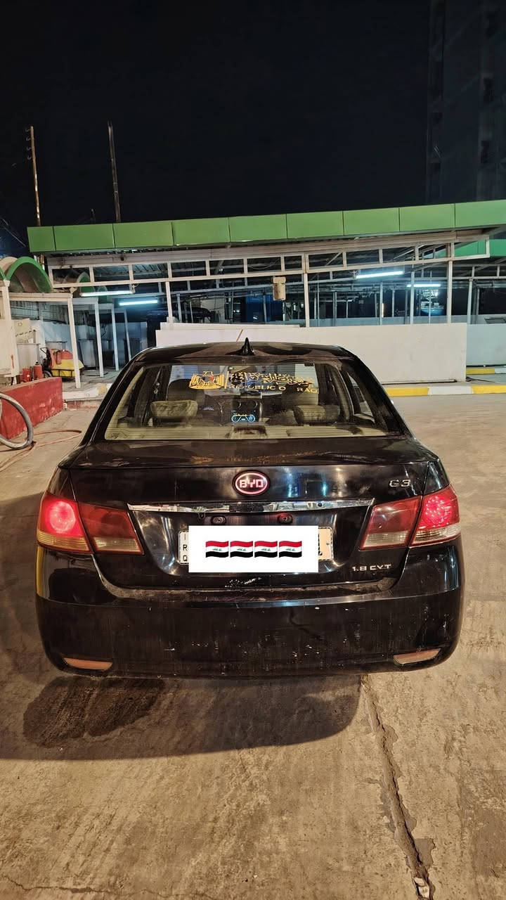 السلام عليكم عندي بي وايدي جي 3 2013 رقم بغداد جديد بسمي تحويل ثاني يوم سياره بصمة وفتحة وتحكم ستيرن وشاشة مكاني بغداد سياره بيهه صدر تعبان وكنترول مال كير حسب مكالولي سعرهه ٤٨ وبيهه مجال الشراي يتصل او خاص موجود ***********
