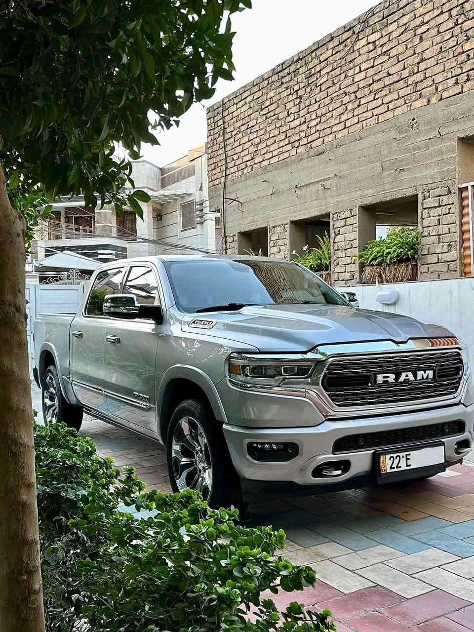 للبيع او مراوس 

‎✨ دودج رام لمتدد  2022 ✨
‎▪️ وارد خليجي وكالة هارلم 
‎▪️فول مواصفات 1/1 اعلى شي بلرام 
‎▪️ ماشية 45 ألف
‎▪️ فول مواصفات
‎◾️رقم اربيل بأسمي تحويل او وكاله 
‎🔹 سقف بانوراما
‎🔹  كشنات جلد
‎🔹 جكات كهربائية
‎🔹 5 كامرات محيطية
‎🔹 بصمات عدد 5
‎🔹 داتاشو على الزجاج الأمامي
‎🔹 رادار جانبي
‎🔹 مرايا شفط
‎🔹 ذاكرة ميموري للمقاعد
‎🔹 محرك 5700 CC
‎🔹 حزمة Black Package

مكان السياره بغداد السياره بيها باج تضليل بلسنويه مجدد لل 2027 

*********** اتصال
