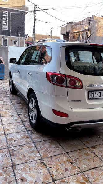 السلام عليكم 
سنتافي 12 فول 1_1 خليجي بحاله الوكاله 

فتحه 

بصمه أبواب تشغيل 

6 سلندر. 

7 راكب 

كامره وحساس 

فور ويل 

سياره جديده جداً مال جناي تخم تاير تراي زيرو 

بدون صبغ عده تكيل بلجاملغ الامام والخلفي ع كد اصبع 

كير محرك مكفول 

تحويل مباشر رقم وسنويه جديد 

0774050 4304 

مكان بغداد بس شراي ياخابر
