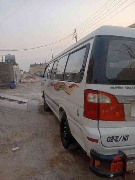 سلام عليكم
فتون14 رقم نكليزي مصفره تحويل ثاني يوم بيه تعمير واقيات ول باقي كفاله مكينه سلندر6 مال ونجي كير عادي سياره نضيفه  سعر77وبيه مجال بعد تفاصيل ع رقم 
***********
***********
