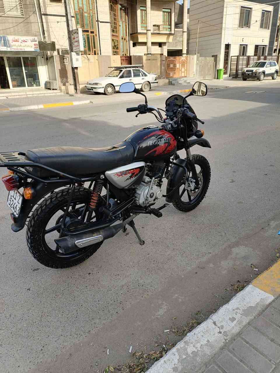 السلام عليكم بوكسر 23
بوكسر موديل 2023 الدراجه مكفوله اي نقص مابيها كهربائيات كامله مكينه لا مفتوحه ولا تنقص ولا تبخر تايرات جدد وماشيه 9 وقبل 3 اشهر واكف الكيلو متر الدراجه رقم وسنويه كامله 

مكاني بغداد الدوره السعر    2500 وبيها مجال 
وهذا رقمي 
***********
