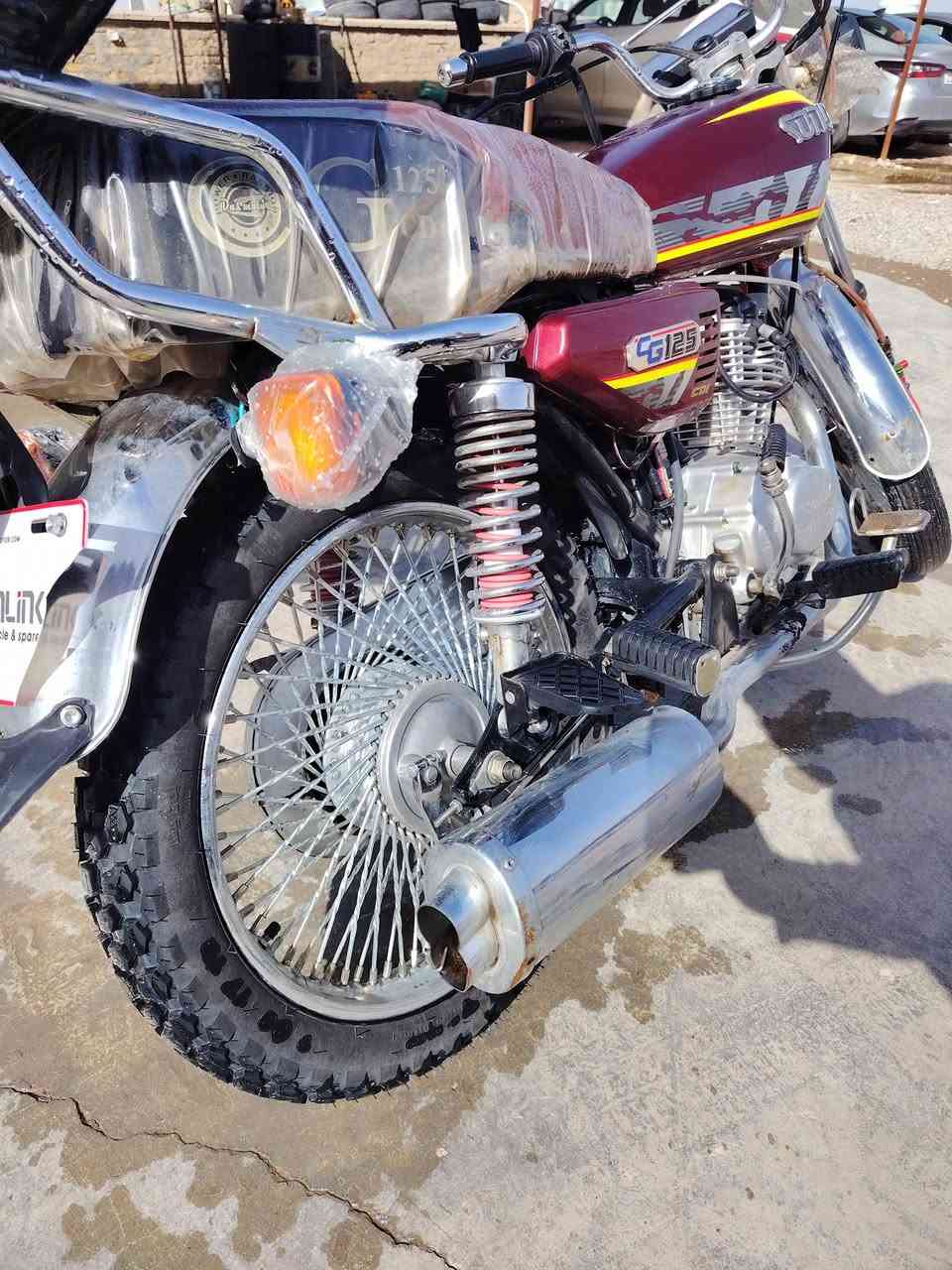 متاح مكان جلولاء موديل 2024 فول نضافة وبسعر مناسب مستعجل علة بيعتهة *********** مال جنى نضيفة اي نقص مابيهة
