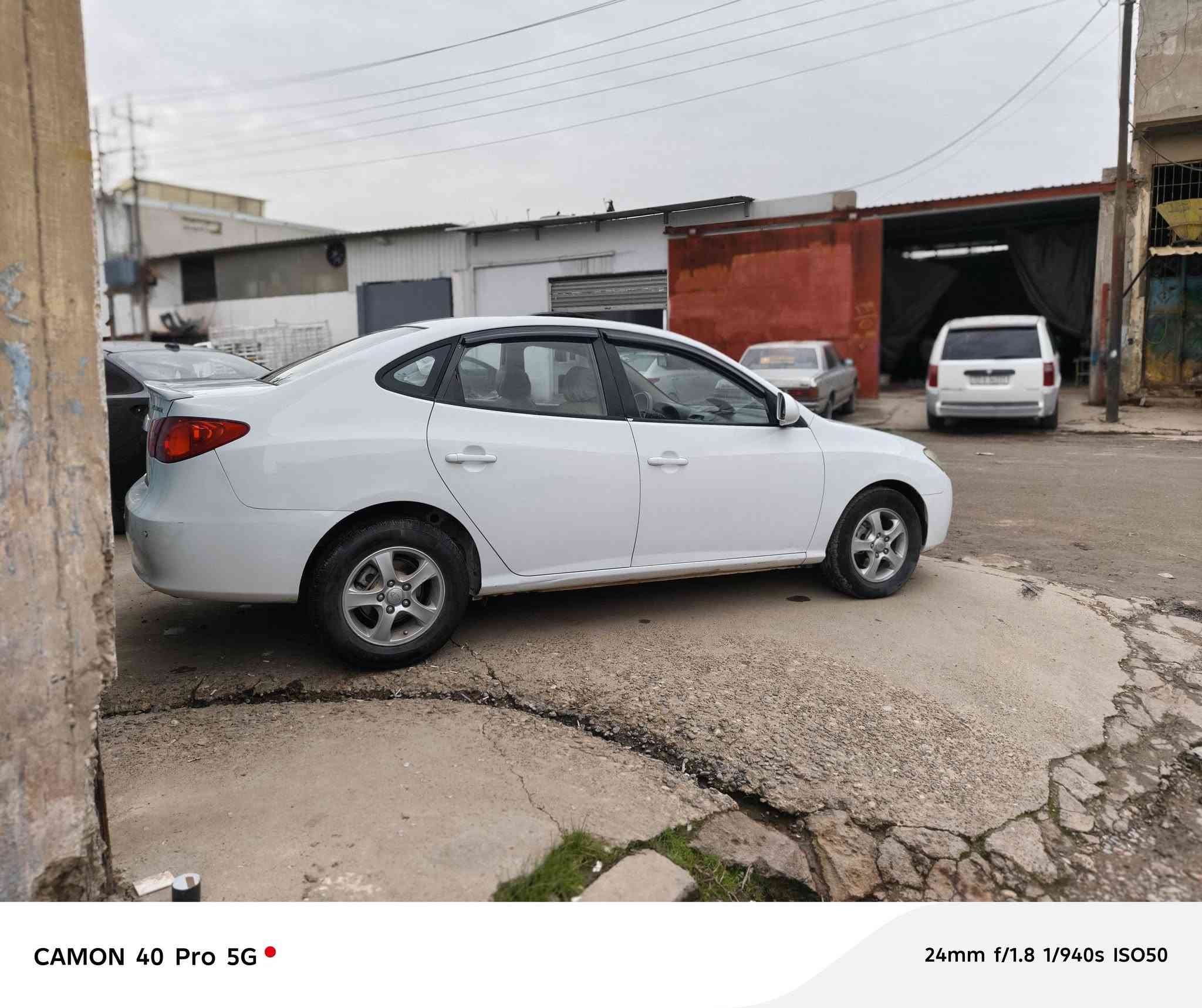 للبيع
النتره مقدس2009
محرك 16 محرك كير شرط
فتحه تخم تايه جديد تخم امامي خلفي جديد 
بيها باب السايق صبغ
السياره مال بيت  
السياره ماتصرف عليها ربع 

***********
