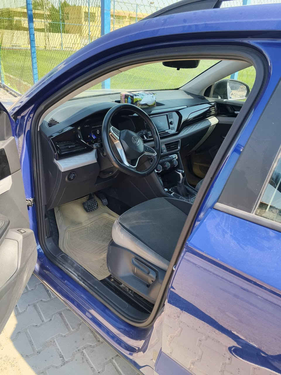 السلام عليكم
فولكس فاجن ٢٠٢٤ حادث جاملغ واربع اصابع البنيد عكس السائق واني ماشر مكان الحادث بيدي شكد واصل الحادث للبدنه 
مكاني بغداد 
سعر ١٦٥ ورقه 
***********  
ملاحظه. السياره دفع رباعي بيه سرقه الكاردن الخلفي تريد اشده اتريد تبقي عادي بس شده افضل بهواي
