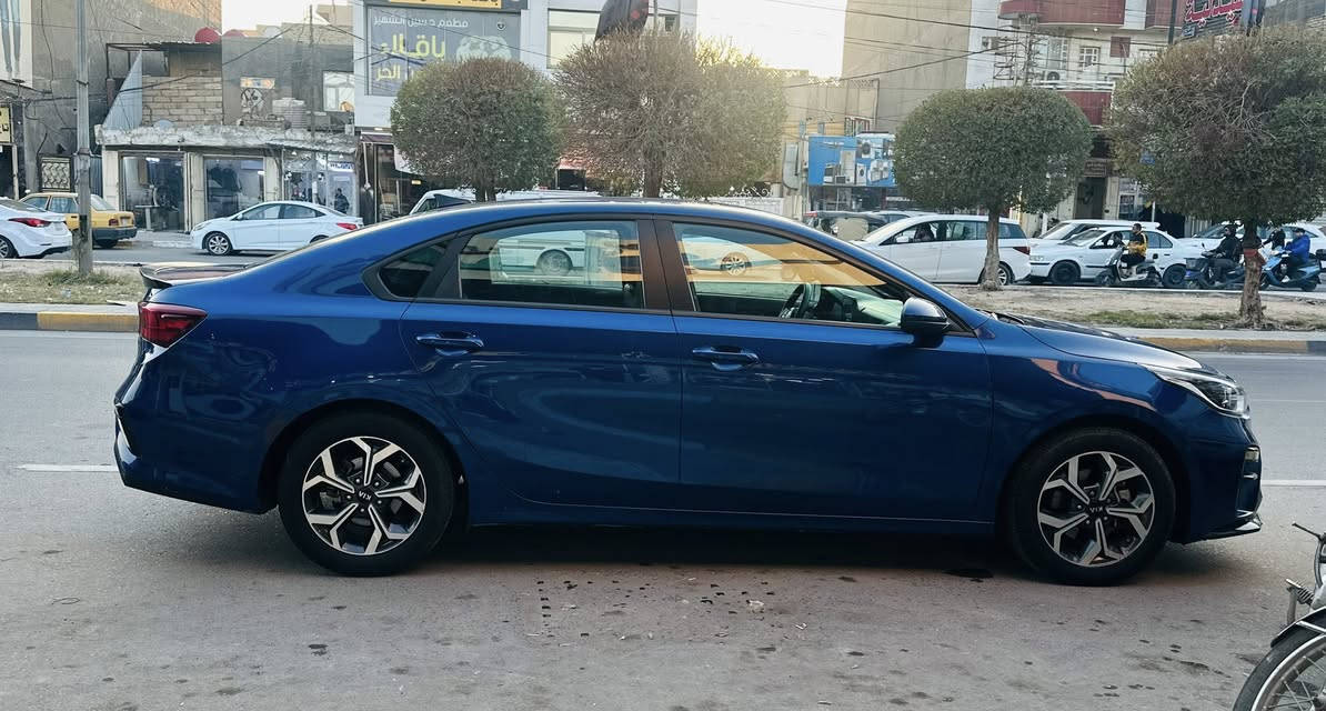 السلام عليكم
فورتي موديل 2019 
وارد امريكي حادثها جاملغ و بنيد 
و باب السايق بالعراق مبدل نفس اللون 
محرك 2000 دوش
السيارة بأسمي بغداد 
السعر 128 
مكاني كربلاء 
                  ***********
