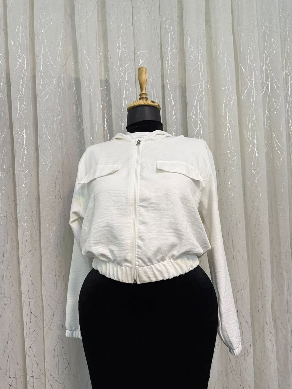 سوتات جديد سعر القطعه ١٥ الف فقط خامة فد شي 
#الجميع


**إذا كنت صاحب هذا الإعلان وتريد حذفه لأي سبب، رجاءا أرسل رسالة إلى الدعم الفني**