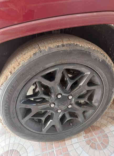 جيب اوفرلاند ٢١خليجي للبيييع
السيارة جديدة  ماشية ١٩ 
مكفولة عدا الجاملغ الأمامي الأيمن به بارد بسيط 
فول مواصفات عدا الرادار الامامي 
السعر ٣٧
مكانها كربلاء قضاء الهندية 
***********
