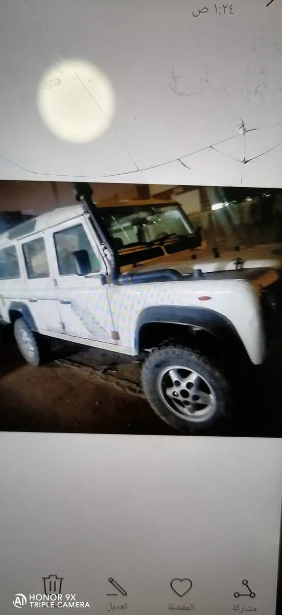 السلام عليكم /مكلف بالنشر 
للبيع ديفندر دسكفري ابيض لون 
مكانها بغداد مشروع وطني بلادي يتم تحديد سعرها من قبل مالكها *********** واتس موجود
