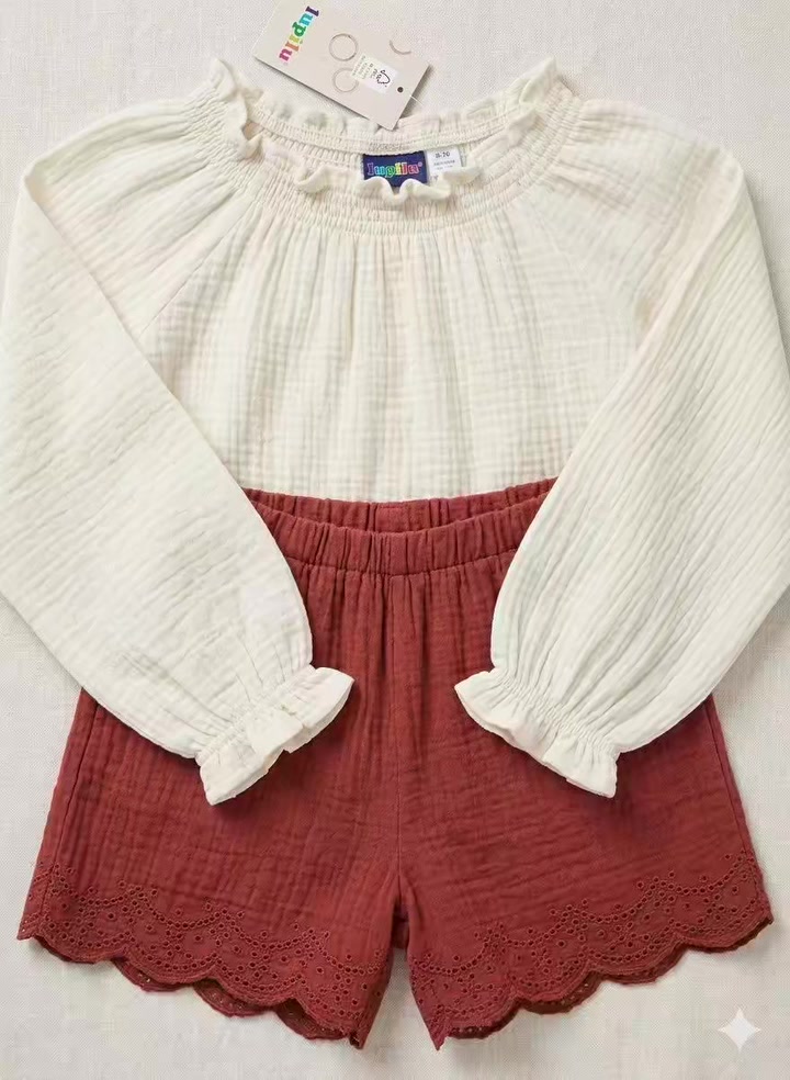 أناقة صغيرة… ستايل كبير!
خلي طفلك يلبس راحة وأناقة بنفس الوقت 💙
خامة مريحة + تصميم كيوت يخطف القلب 😍
القياس 6_8 سنوات 
السعر 12000 الف فقط🔥
التوصيل 5,000 الف 
الدفع عند الاستلام 📦
التأكد من القياس قبل الطلب لان لا يوجد استرجاع 🥰
للطلب راسلونا خاص 📩


**إذا كنت صاحب هذا الإعلان وتريد حذفه لأي سبب، رجاءا أرسل رسالة إلى الدعم الفني**