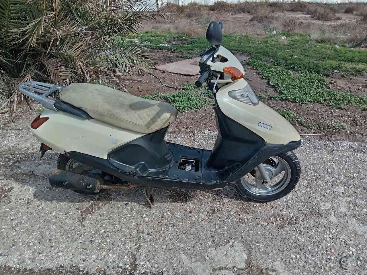 السلام عليكم ورحمة الله وبركاته مرة خصة الأدمن
دراجة نارية سبيسي ياباني السرعة ١٠٠

بيهه دخانه قليله ونقصهه شخاطة سلف

ابيع كوم حديد السعر ١٥٠ قفل بدون معاملة مكاني جسر ديالى الجديد الاستفسار على هذا الرقم ***********
