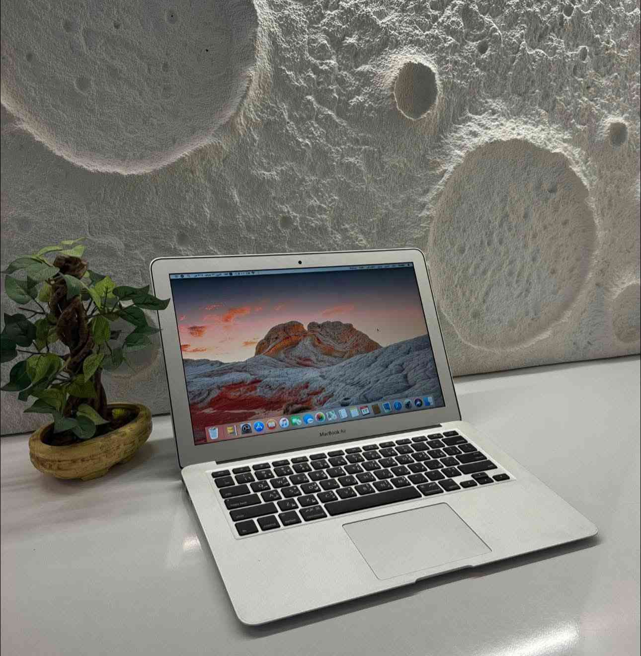 متوفر بحجمين
11.6 سعره 185 الف 
13.3 سعره 200 الف 
كور i5
جيل خامس 
رام 4
هارد 128
وتساب ***********
اوخاص
