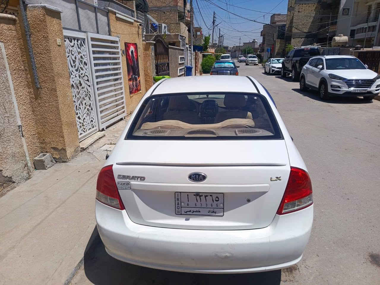 سيارة للبيع كيا سيراتو 2009 ما بيها ضربة بس طخات وتكحيلات كير ومحرك وتبريد ممتاز رقم بغداد سعرها 75 ورقة مكانها الشعب حي البساتين*********** للاستفسار الاتصال على الرقم 
*********** الفارس, صلاح الدين
