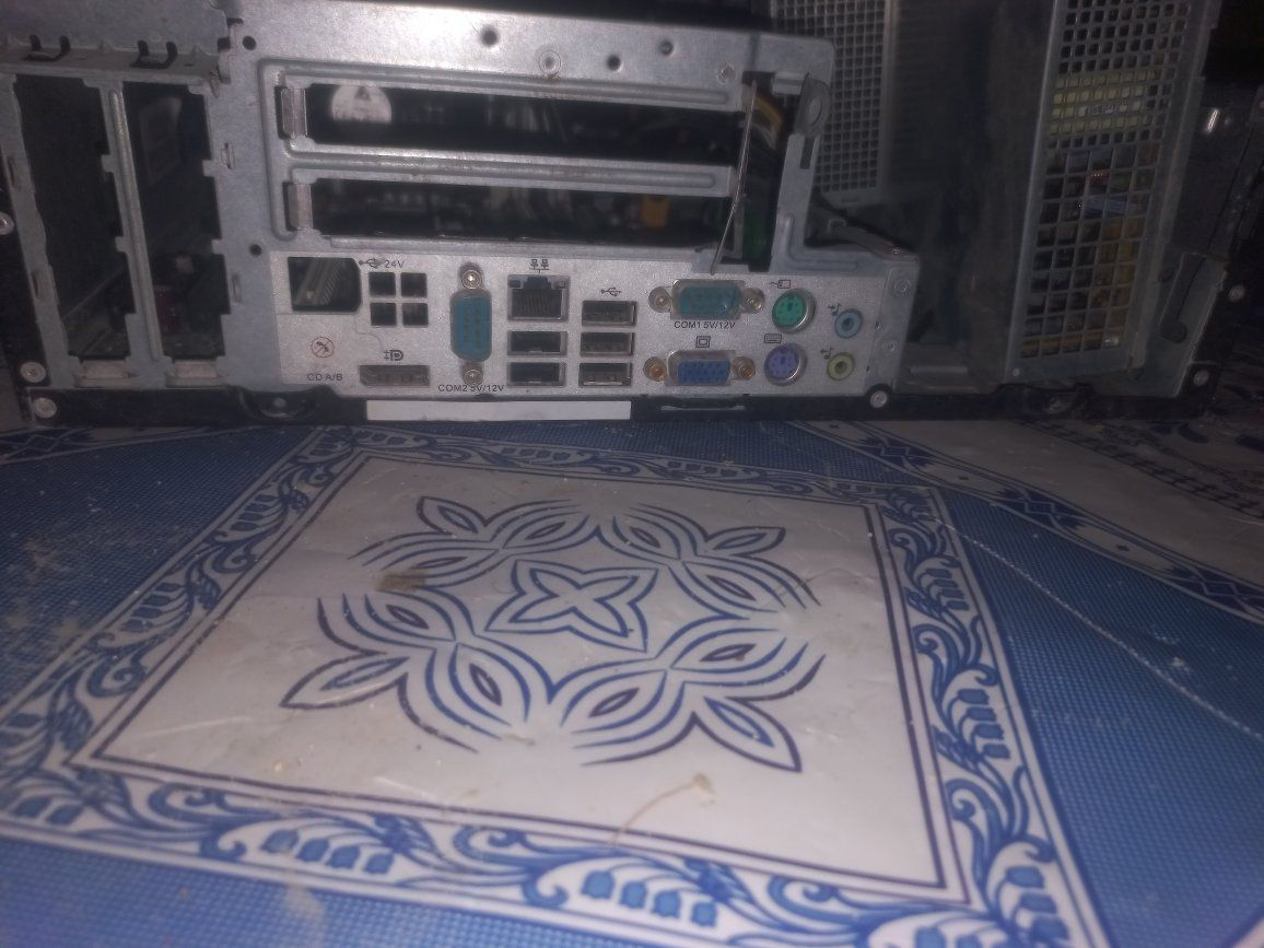 للبيع 40 نهايتهن
وتوصيل اكو
بيهن ضمان
حاسبه شغاله عوزه فقط معالج
جيل ثاني سستتم
هارد ٥٠٠
رام ٤
كارت انتل كيكا


**إذا كنت صاحب هذا الإعلان وتريد حذفه لأي سبب، رجاءا أرسل رسالة إلى الدعم الفني**