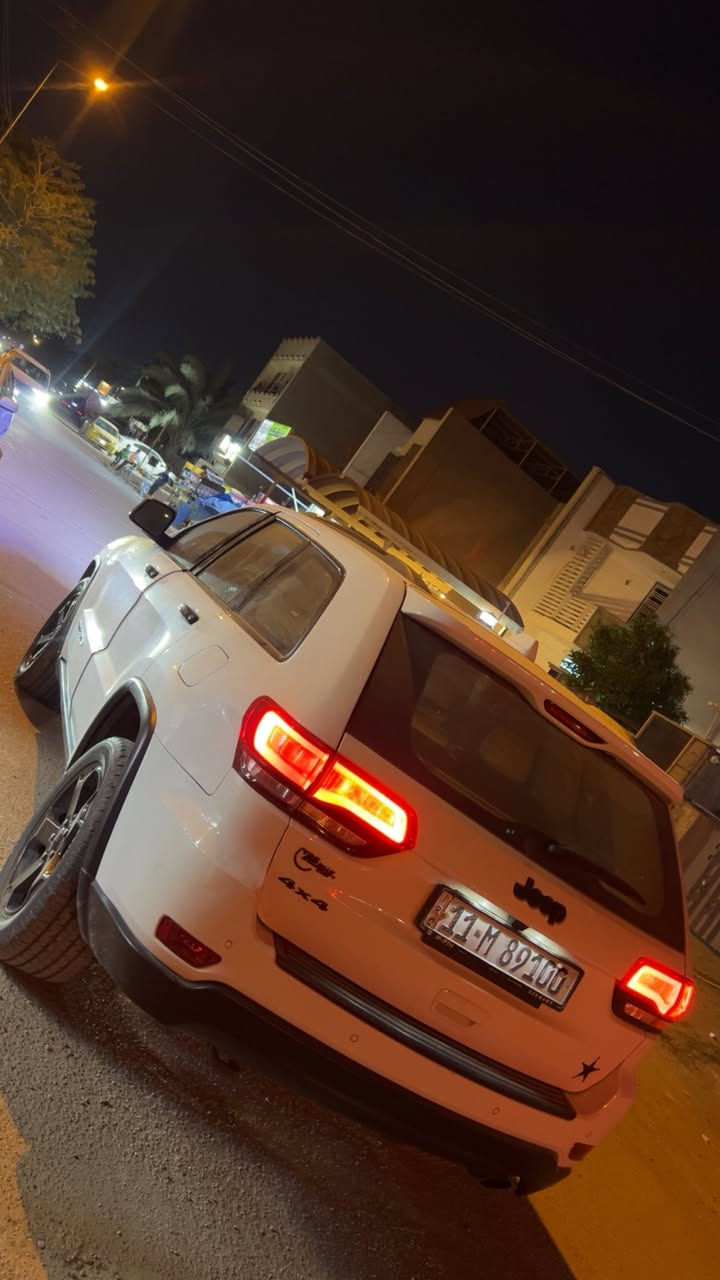 السلام عليكم
جيب 2019 خليجي بلاك توب
ماشية 106خليجي 
رقم بغداد الجديد باسمي
كفالة عامة
السعر 260 وبيها مجال شي قليل
مكان السيارة بغداد اليرموك
للاستفسار ***********
