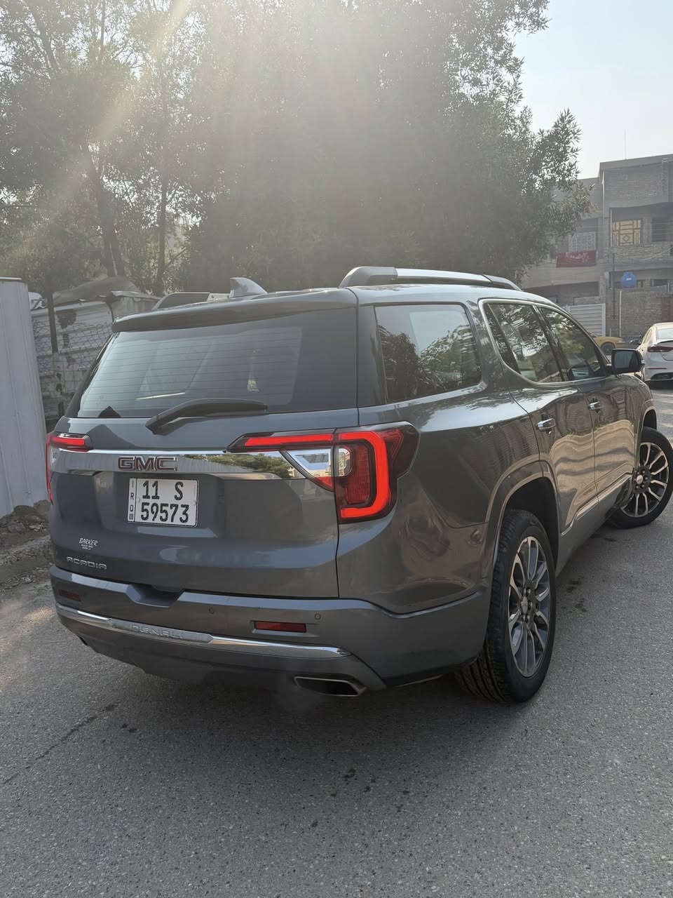 سلام عليكم جمسي اكاديا دينالي 2021سيارة ماشية 58miمعروفة موصفات دينالي سعر235$ رقم هاتف ***********
