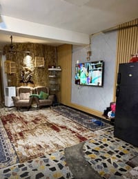 تحية طيبة  دار للبيع (سعر مناسب)   العنوان / الكرادة داخل - قرب مدرسة ...