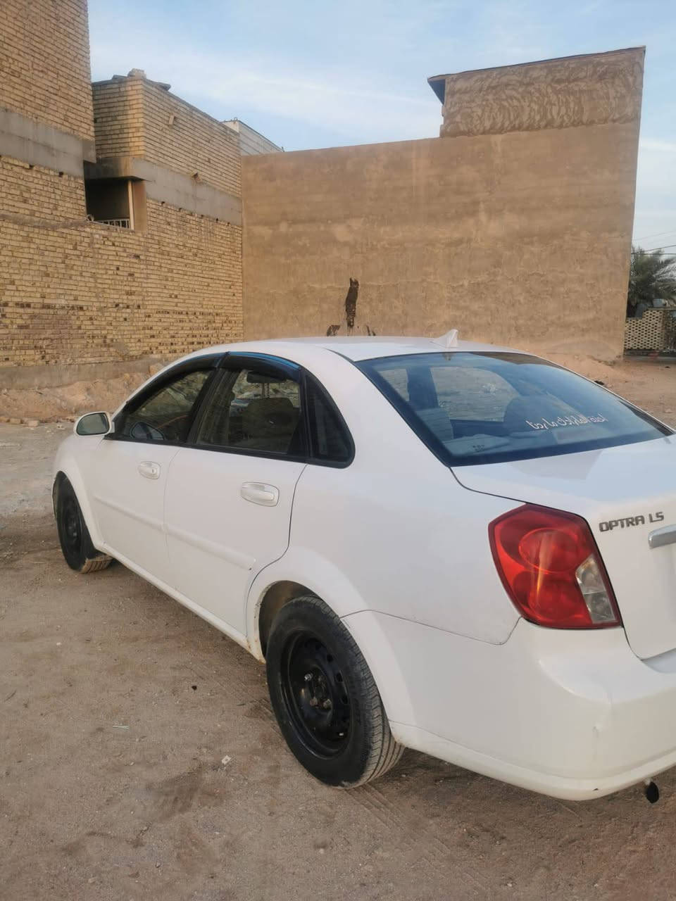 سيارة اوبترالبيع2011بسمي رقم انكليزي سياره مال جناي سياره تخم تايرات جديديه جديده سعر 68 هزه جديده سنويه 2030 رقم ***********
