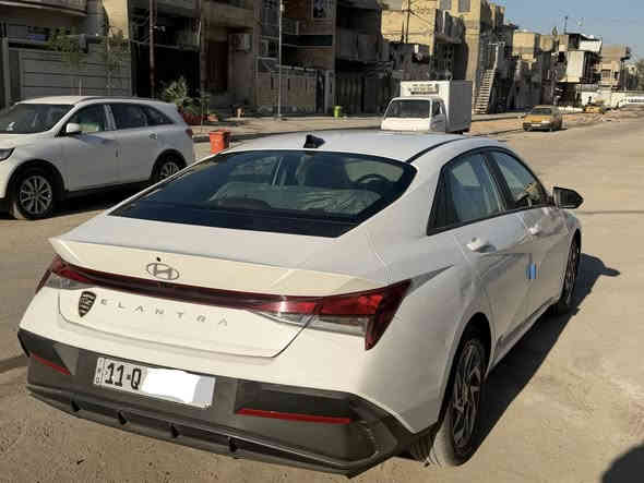 للبيع 
اقره لمنشور رجائن 
هونداي النترا موديل 2024
وارد امريكي 
رقم بغداد

السيارة موجودة ببغداد وبأسمي وسنويتها مشروع وطني ونافذة لغاية شهر 8 سنة 2030
السيارة بيها هزة تخلص شهرلواحد 2026 تنتهي 
للستفسار ما متواجد على لفيس رقم الموبايل ***********
المواصفات/
اللون ابيض
مكينة 4 سلندر 2000 الفين دوش اقتصادية وتفول بنزين عادي ما عليها شي

تبريد قطعة وحدة
كاميرا خلفية
تحكمات ستيرن جهتين
3 انظمة قيادة (سبورت /ايكو /نورمال)
سبير الشركة الاصلي
ماشية 27الف مايل وقابل للزياده 
شاشة الدشبول الكترونية
شاشة كبيرة
قيادة ذاتية
تشغيل عن بعد
رادار
منفذ شحن تايب سي
كار بلي
گروز سرعة 
اواكس + بلوتوث + USB
كشنات مخمل
شاشة عطلات
گير  ومكينة بلاد
بصمه وليسه سويج 
كشنات عادي وليس كهرباء
لغود وشواصي مكفولات 
حادث لسياره لبنيد تبديل فقط وبيه بارد 
وصور لحادث كلهة موضحه بلصور 
ولسياره خير من الله وبلعافيه على لياخذهة 
ولسعر 172وبيهة مجال للطيبين
