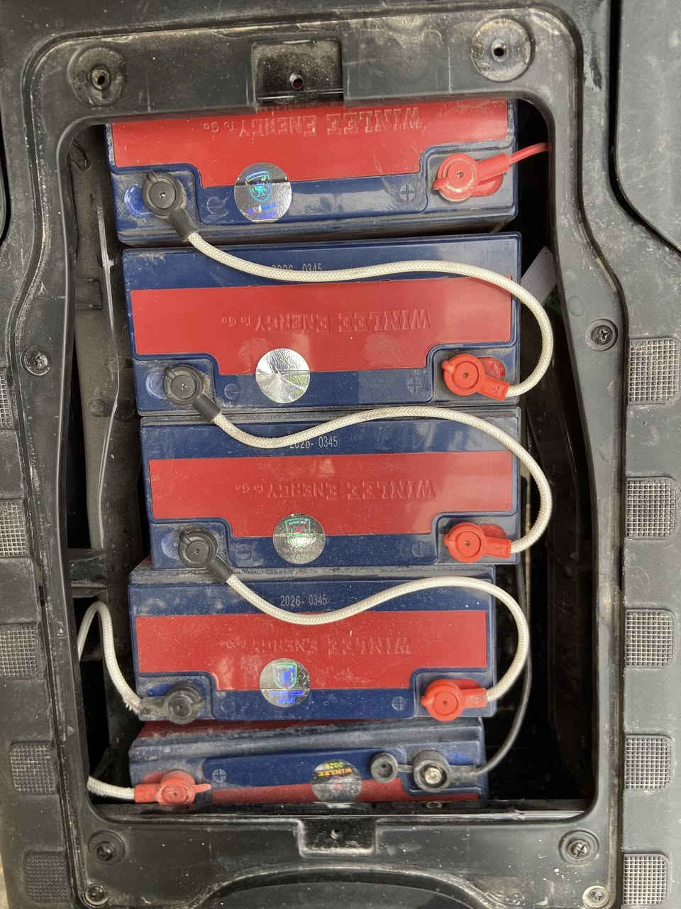 دراجة سكنس ام عيون خمس بطاريات ولي تمشيك 40كيلو بالشحنه الوحده سرعه 60 حقيقي الملف 1500 السعر650 وبيهة مجال للاتصال ***********
المكان بغداد البياع الرسالة الثالثة
