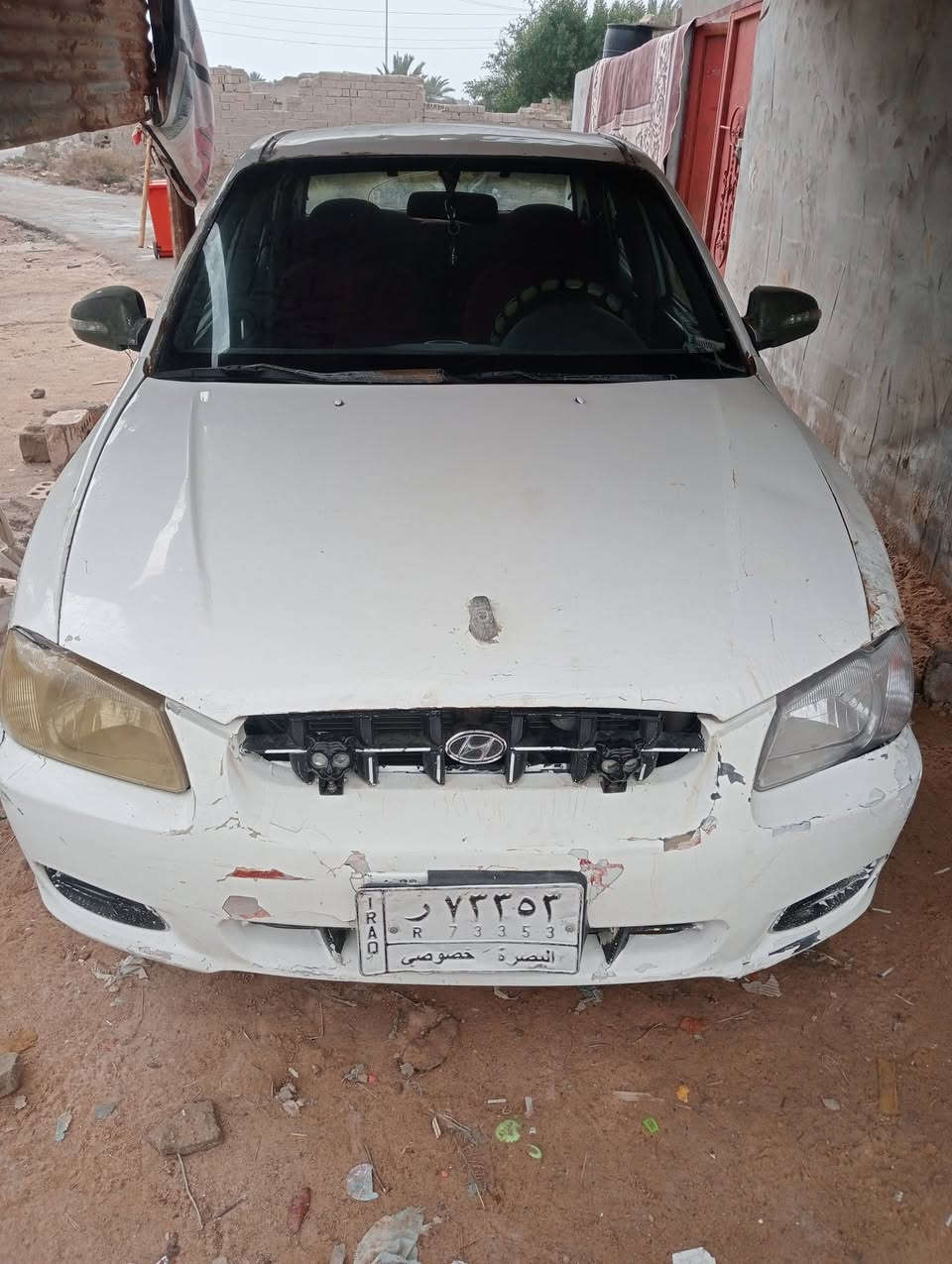 فيرنه مديل 2000اوتماتيك. سياره نعمه من الله. توه شادلهه محرك كير كصه. صارلي شهر تقريبن رقم بصره سنويتهه بلرابع تنتهي. يعني بعد الهه شهرين. مااكلك سياره نضيفه. كلش. بيهه خياسات. بيهه خياس بلتكمه سعرهه 35بيهه مجال للشراي مكاني البصره


**إذا كنت صاحب هذا الإعلان وتريد حذفه لأي سبب، رجاءا أرسل رسالة إلى الدعم الفني**