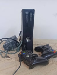 اكس بوكس 360 نظافة ١٠٠٪ متروس اللعاب   يدات اصليات مو تقليد عدد ٣    س...