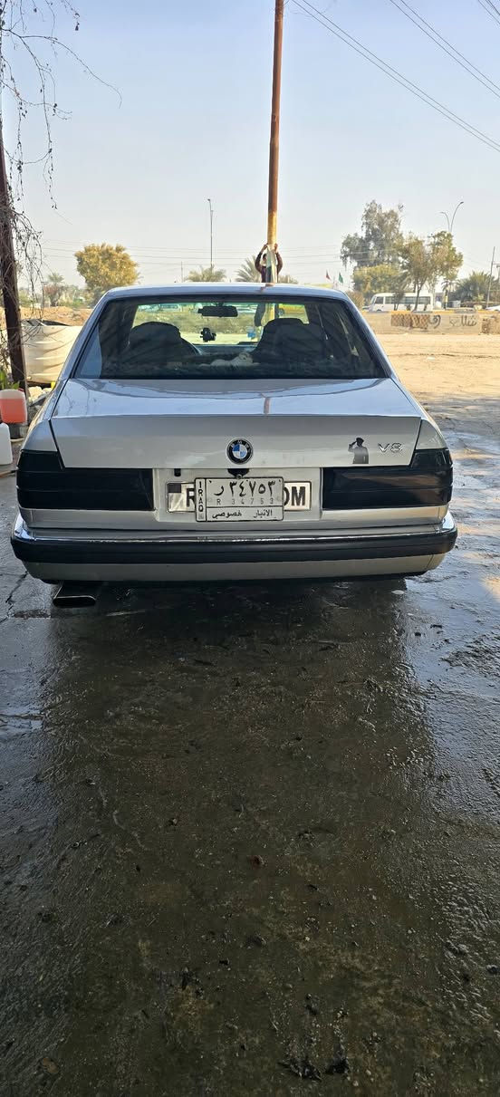السلام عليكم ورحمة الله..Bmw
للبيع موديل 1994
وكالة عامة بأسمي
محرك 8 سلندر
تخم تاير
كهربائيات شغالة
سلايت روف شغال 
تبريد شغال سيارة جاهزة
السعر 50 وبيها مجال.
كربلاء طوريج
***********
