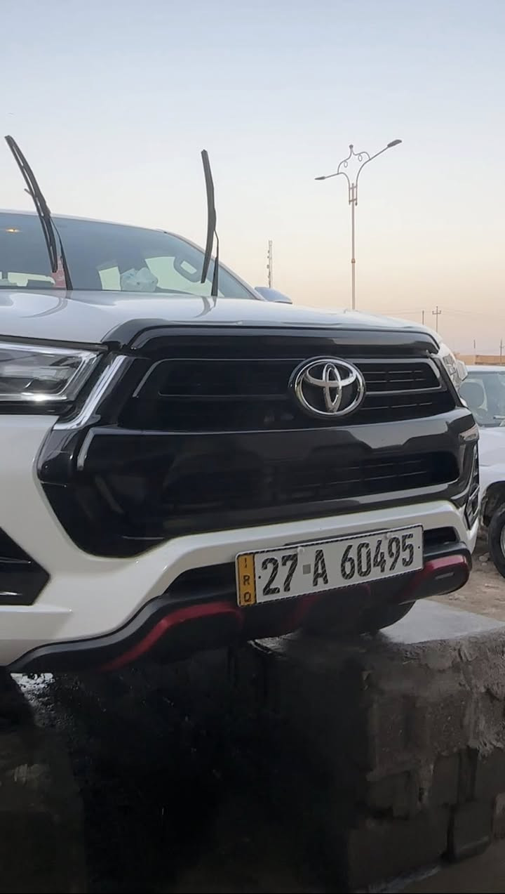 هايلوكس تي ار 2024بعدها كارتون سياره نضيفه كلش السعر 385 للتواصل عله هاذ الرقم ***********
