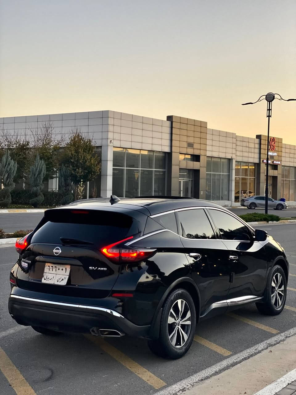 ﷽
‏ NISSAN MURANU 2019 sv AWD
نيسان مورانؤ مؤديل 2019 sv قه پات مواسفات
فول فول مواسفات پانؤراما و ده بل ئه كسل
------------------------------------
شوين🌆: سليمانى                  سعر💵: 136$
موبايل📲: ***********
***********
------------------------------------
مه كينه V6 3.5L شه ش بستؤن
گير و مه كينه ى به شه رت نه كراوه ته وه
سه وت و سه رف و خه له لى نييه به شه رت
70 هه زارى حه قيقى رؤيشتوه
------------------------------------
{{ يه ك پارچه و په له يه كى بؤياغه }} بئ ناو گرتن
زور جوان ماوه ته وه و نمونه يه له جوانيدا
------------------------------------
مواسفات
{ به سمه - پانؤراما - ده بل ئه كسل - شه غال - رادارى پيش و دوا - رادارى ته نيشت - خه تى جاده - سندرق شه فت-كوشن كاره با - كوشن هيته ر - كوشن خه زن - ده شبول ليد - تبريد مه ركه زى - تبريد له مس - زينؤن - ويل گه وره - ڤؤليؤم - تحديد سورعه - زؤر مواسفاتى تر }
------------------------------------
چوار تايه و ويلى لؤكى بؤبه ستراوه
كامل سيرڤزى بؤكراوه و يه ك دينار مه سروفى نييه
ته حويل و غه رامه به شه رت
::: گير و مه كينه و كاره باى و هه موو گيانى به شه رت :::
------------------------------------
