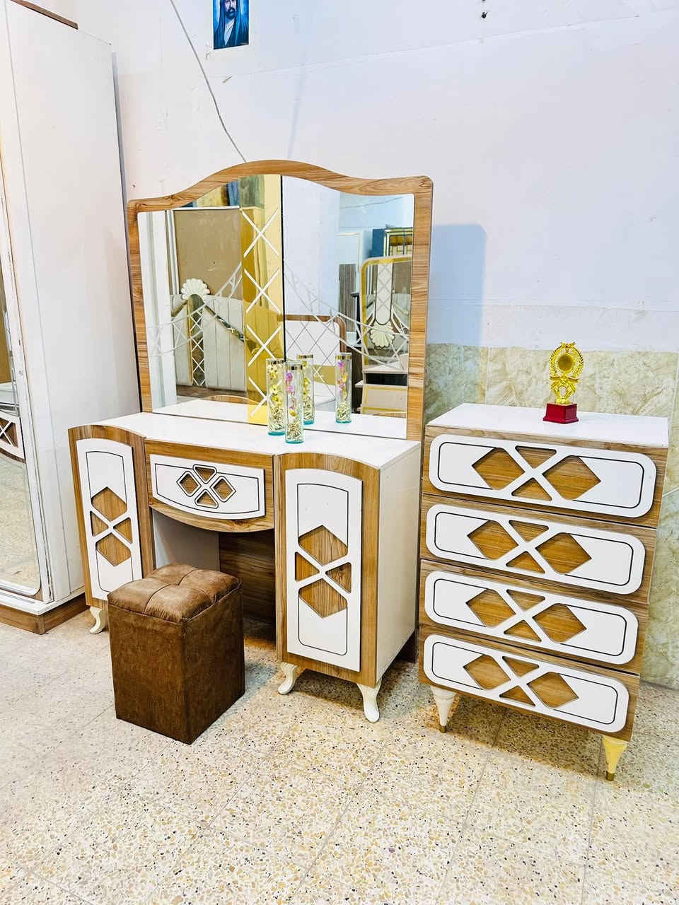 💎🔥 غرفة تركي مستخدم -8 كاملة 💎
💯 نظافة90 %|  نظام سلايت 

💸 السعر: 600
🪛 شد مجاني + 🚚 نقل مجاني بغداد


**إذا كنت صاحب هذا الإعلان وتريد حذفه لأي سبب، رجاءا أرسل رسالة إلى الدعم الفني**