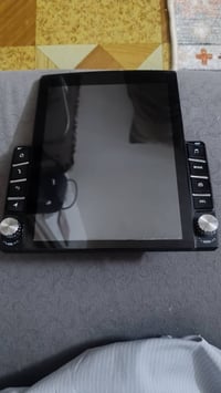 شاشة • للبيع