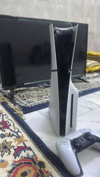 شباب بلي للبيع 5فايف سلم معا ملحقاته كامله قرصين وجوستيكات ثنين وتساب0...