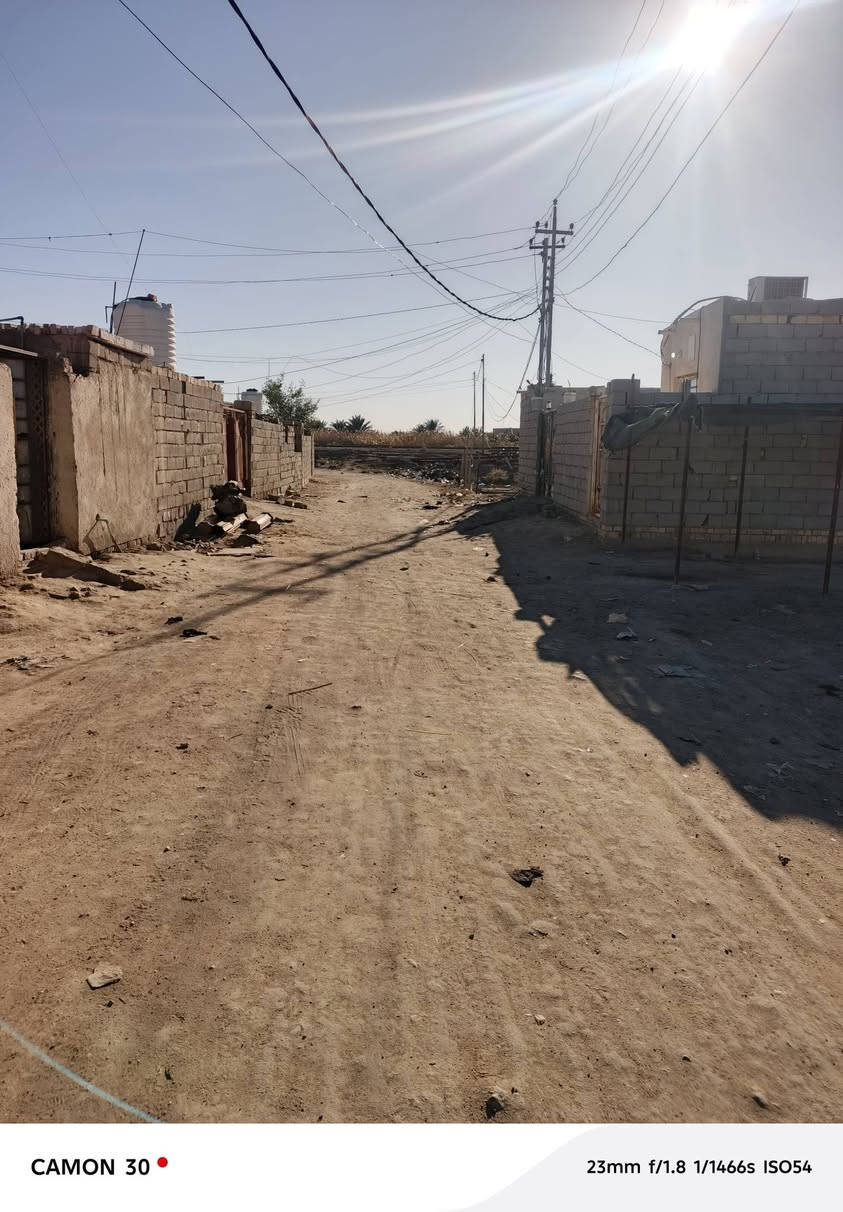 السلام عليكم بتلو زراعي للبيع ناحيه الفظليه المساحه 200 متر الموقع نهايت شارع المحطه خلف المولد مباشرتن السعر المطلوب جدآ جدآ مناسب للستفسار *********** نستقبل كافت العروض داخل الفظليه وطرافها ❤️
