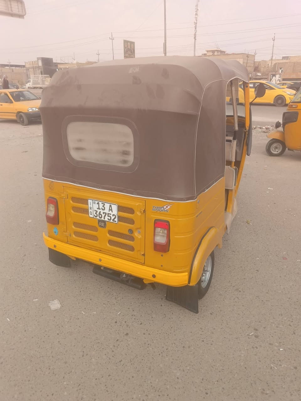 عشرين شهر ١٢ كشره كفاله مكينه مفتوحه سعر٣٠٠. ٦ وبيهه مجال قليل
***********
