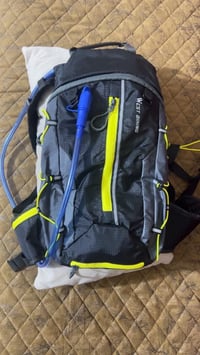 جنطه دراجه  للبيع جديده غير مستخدمه  ماركه كلش قويه السعر المطلوب ٣٠ ب...