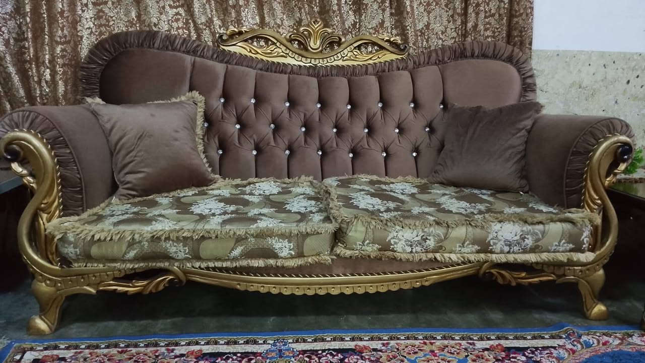 تخم رئاسي اخو جديد قنفتين كبار وكراسي  اربعه فقط للبيع شراي يتفضل خاص رجان مو شراي لايراسل  ولايعامل


**إذا كنت صاحب هذا الإعلان وتريد حذفه لأي سبب، رجاءا أرسل رسالة إلى الدعم الفني**