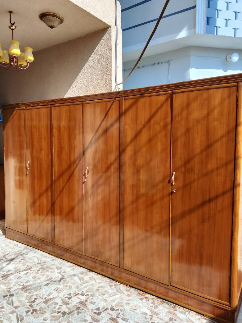 السلام عليكم كنتور 6باب تزكام درجة اولى المكان نجف الاشرف للبيع السعر 280وبي مجال الشراي يتصل على الرقم *********** وبي واتساب الرقم نضافته مثل ماواضح بصور @إشارة النجف, العراق
