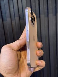 ايفون 16 برو فقط  ايفون 16 برو فقط  دبل سيم كارت  ذاكره 256  نموذج M و...