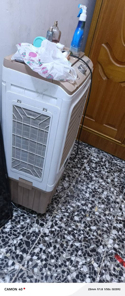 مبردة كنفيرة للبيع شرط شغالة فول اخت الجديدة والله السعر 100 وبيها مجال


**إذا كنت صاحب هذا الإعلان وتريد حذفه لأي سبب، رجاءا أرسل رسالة إلى الدعم الفني**