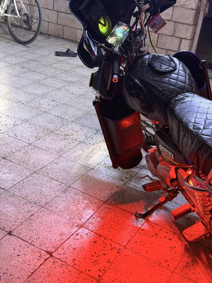 سلام عليكم دراجه ايراني بحاله جيده مابيه اي نقص ترىح تاخذ تفحص السعر 600
‏***********
