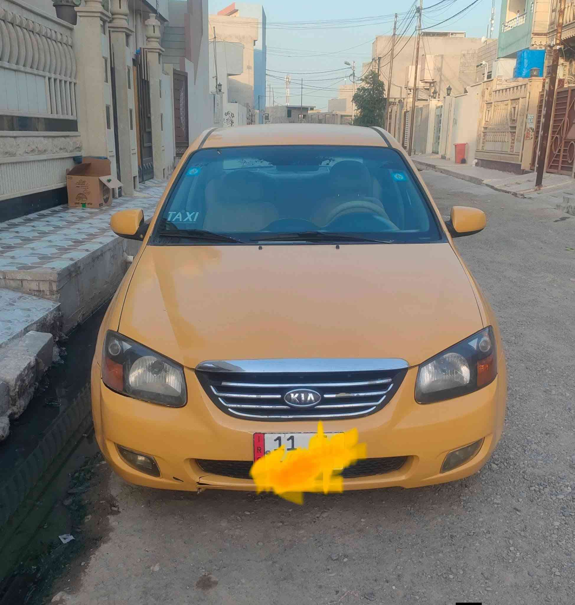 كيه سيراتو خليجي للبيع بدون طخه مصبوغه مره وحده بيها تلقيطات مال تكسي مكينه 16 كير عادي تبريد شرط بس غاز موديل 2008 رقم بغداد انكليزي هزه جديده سنويه 2031 اني الشرعي طخم جديد مكينه مال قصه كهربائية كلها شغاله شاشه كامره دوار مكانها موصل السعر 70 وبيها مجال
***********
