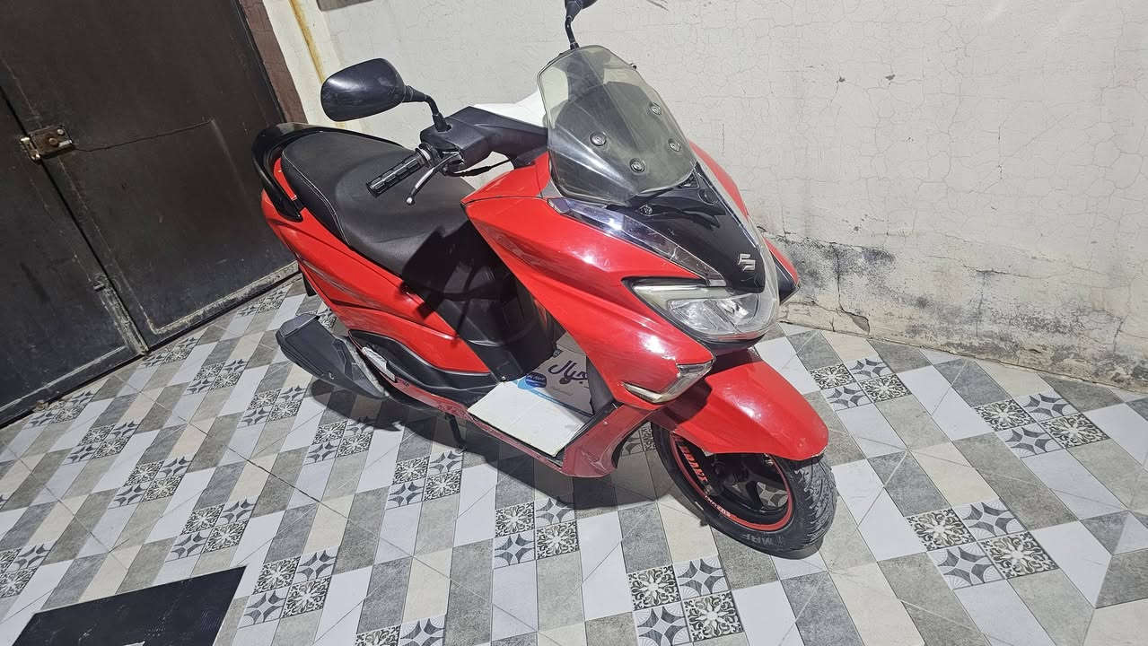 سلام علليكم مكلف بلنشر
دراجه سازوكي ستريت عداد الكتروني محرك ممفتوح كابريتر مابيهة نقص نعومه فول شرط بصفه متسمعلهة صوت مكاني تقاطع القدس ***********
