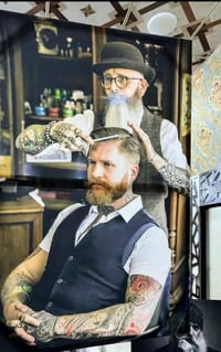 كرسي حلاقة • إيجار • حمزه الشرقي