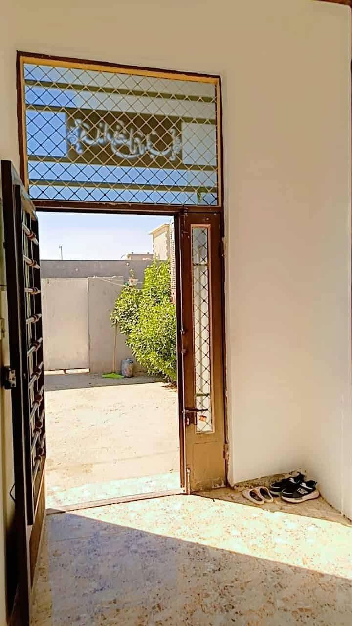 بيت مساحة 250 طابو زراعي سند 25 غرفتين نوم هول استقبال مطبخ صحيات داخلية خارجيه حمام داخلي بناء حديث 2020 بناء بلوك سقف مسلح بيتونه مسلح رباط ارضي زائد رباط سياج دنك كونكريت مسلح
خلف المعارض مجاور مدرسة عبدالله ذيبان لابتدائية
بي قرار محكمه باسمي بناء درجة اولى
السعر 68 وبي مجال الاتصال ع رقم ***********
بي واتساب
او مراوس بيت بحي الزهور
