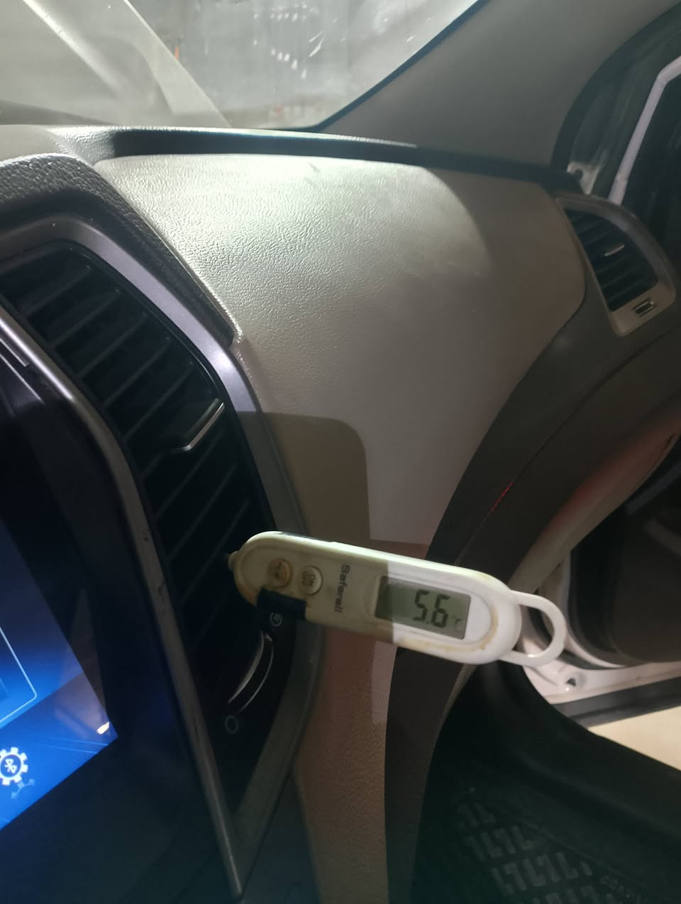 هونداي سنتافي 2017

داخل بطسة قوية وطاير الغاز 
بعد الفحص المشكلة بصوندة الدفع 
تم استبدالها بواحدة  كورية اصلية 
وبعد التأكد من سلامة المنظومة 
تم شحنها بالغاز الامريكي 
وعادت للعمل بشكل مثالي 

عنوان الورشة النجف شارع الحولي قرب ملعب النجف الجديد مقابل وزارة الشباب والرياضة 

للاستفسار 
*********** وتساب
