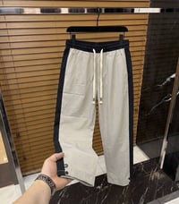 طول ١٠٠ • مقاسات M-3XL • خامة صيفية