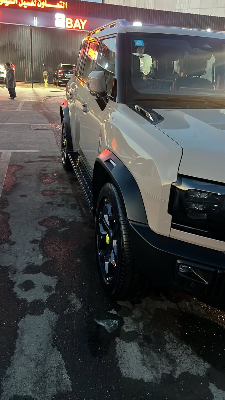 السلام عليكم
جيتور T2  للبيع 2025
ماشيه 35 الف رقم بغداد باسمي
بيها رصعات 2  خفيفه جدا موضحات بالصور
وكالة هارلم
المواصفات🚘
بانوراما
حساسات امامي خلفي
كامرات 560
داخل زيتوني
 تبريد كشنات
تبريد قطعتين
شاشه كبيرة
ثلاجه 
بصمات 2
منفد type c عدد 2 ومنفذ usb عدد 2
 كافة السيارة مصابيح LED
ناقل الحركة 7
شحن وايرليس 
اوامر وتحكمات صوتية
مثبت سرعه
محرك 2000 تيربو اقتصادية
نظام مراقبة ضغط الاطارات
بعدها بضمان 10 سنوات هارلم
السعر 37 مليون وبيها مجال بسيط  
للاستفسار *********** (واتساب+اتصال هاتف) غير متواجد فيس
مكان السيارة بغداد حي اور
